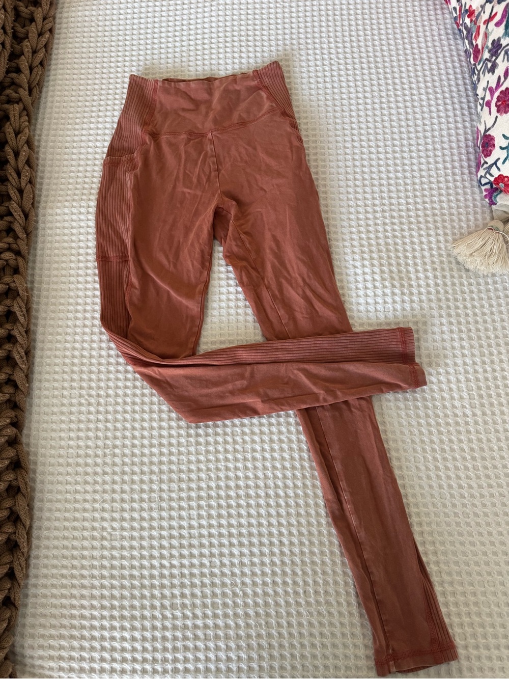 Aerie Offline High-Waist Rust Leggings
